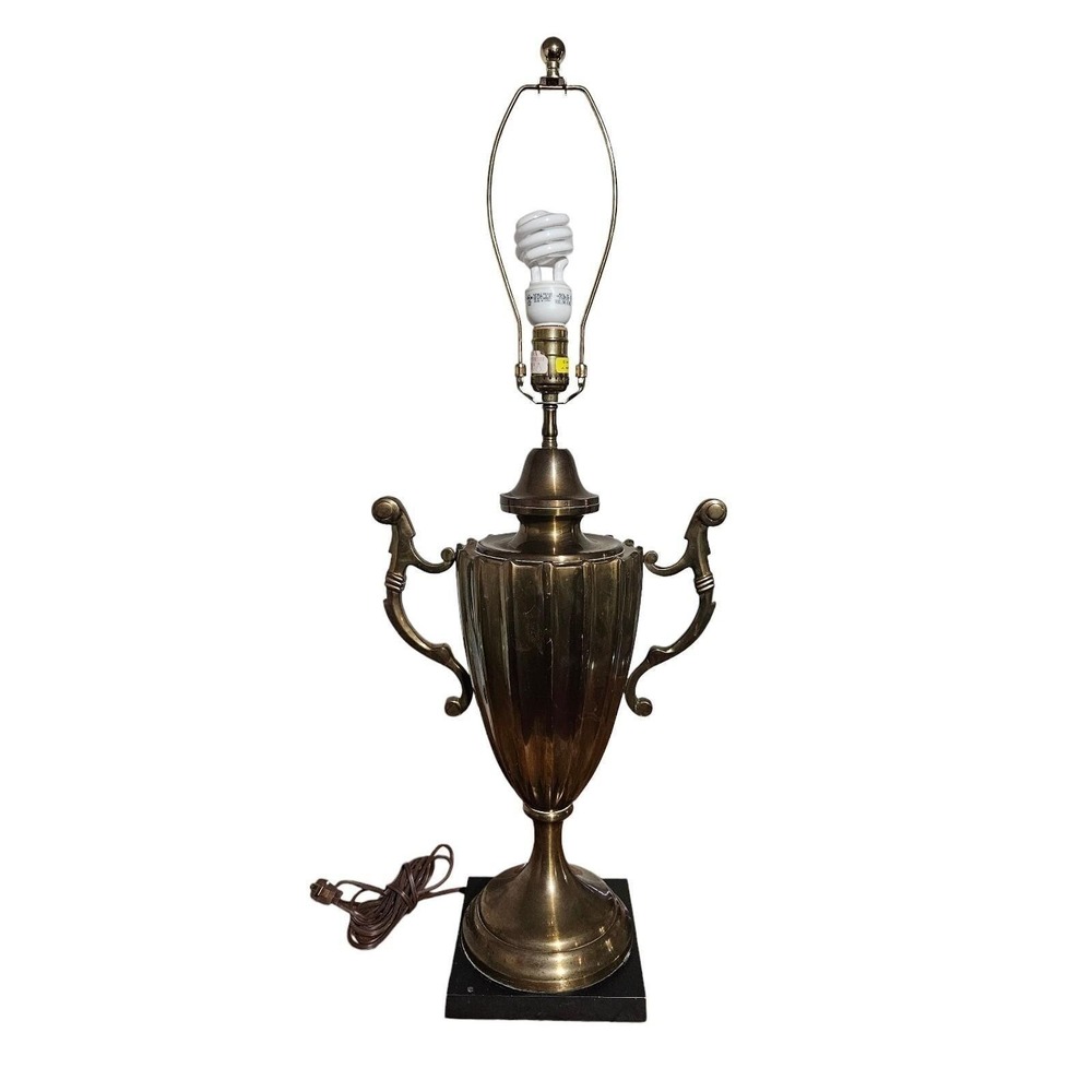 Vintage 1985 Chapman Brass Trophy Urn Table Lamp Hollywood Regency Neoclassical